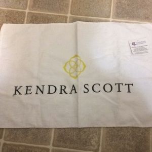 Kendra Scott Towel